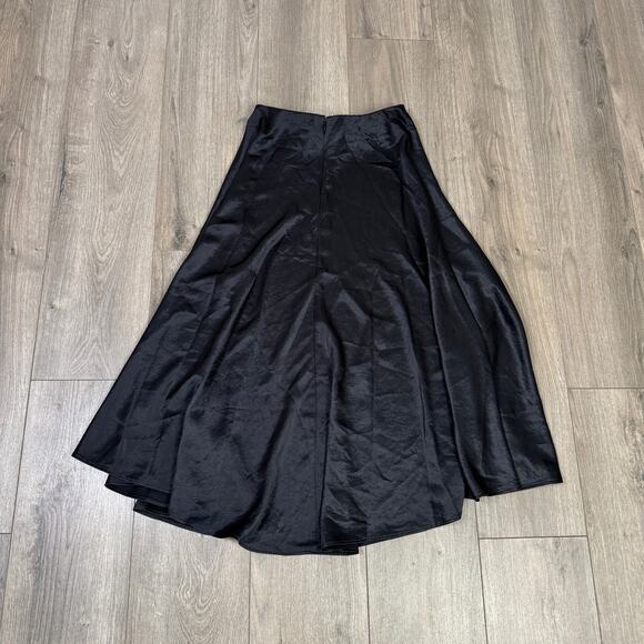 Madewell Satin Circle Slip Skirt WMNS 0 True Black Drapey Swingy Back Zip Flare - Picture 7 of 10